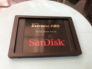 サンディスク SanDisk SSD Extreme PRO 240GB SDSSDXPS-240G 2.5インチ SATA