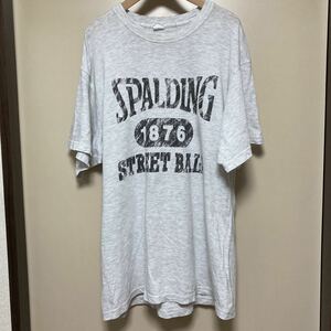 ＵS古着 ビンテージ ダメージ古着 プリント Tシャツ 半袖 サイズ L SPALDING 白 ホワイト ロゴ 丸首 ダメージ 22F2202