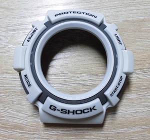 未使用！送料１４０円～カシオ Gショック AW-571LG-8AJR ベゼル メンインホワイトグレーガウスマン G-SHOCK MEN IN WHITE GRAY GAUSSMAN