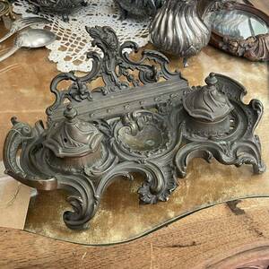 フランスアンティーク　インクトレイ　インク壺　インテリア装飾　アンティーク　ロココ様式　ルイ15世様式 テーブル装飾