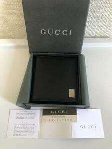 GUCCI　グッチ　二折財布　ブラック　本革型押し　新品未使用