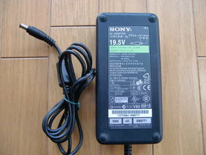 Sony ACアダプター AC19V4　19.5V 5.13A　100W　送料520円　返品可　美品