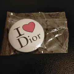 Christian Dior　缶バッチ