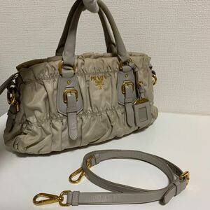 美品　PRADA プラダ　ギャザー　ハンドバッグ ナイロン　2way ゴールド金具 ベージュ系