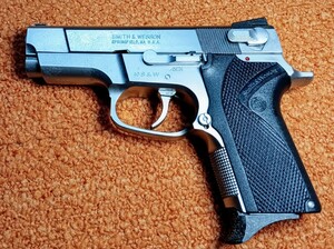 ウエスタンアームズ【S&W】ショーティ.40 クロームシルバー マグナブローバック ガスガン 動作確認済