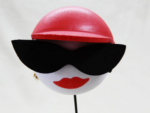 RED CAP COOL GIRL Antenna Topper【定形外郵便発送可】アンテナの先端に付けるアンテナトッパー 赤い帽子の女の子