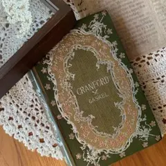 イギリス　アンティーク　洋書⋈装丁がとても美しいアンティークブック