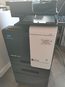 ■印字55000枚弱★コニカミノルタ konica minolta bizhub C4050i A4フルカラー複合機　2段　C・F・P・S 【C1130Z3BH】