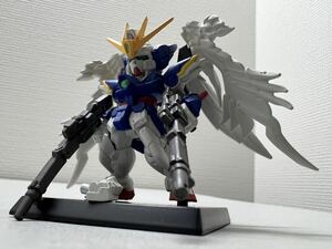 ガンダムコンバージ11 182 ウイングガンダムゼロ(EW版) フィギュア　食玩　FW GUNDAM CONVERGE バンダイ