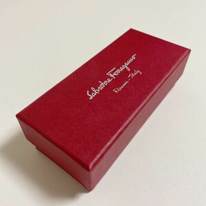 即決☆Salvatore Ferragamo フェラガモ 小 空箱 箱 ボックス BOX 11.7×5×4cm