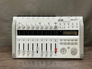 △747　現状品　器材　マルチエフェクター　ZOOM R16　ズーム　元箱付き