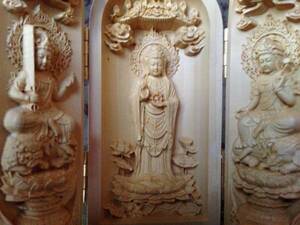 卍超細密 木彫り仏像 ◆観音菩薩◆ 開閉式 小サイズ 仏壇 仏箱　