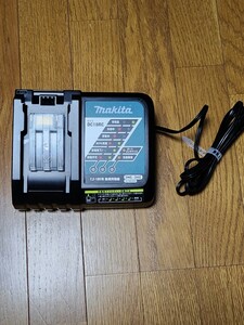 未使用　マキタ 純正品　急速充電器　14.4v 18v DC18RC