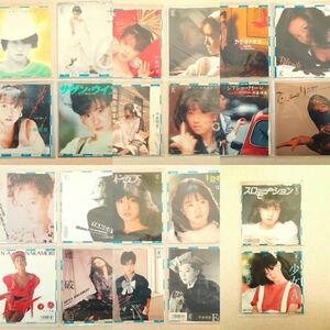 昭和の歌姫 中森明菜　EP レコード 22枚セット