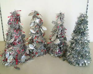 【美品】早割り■クリスマスツリー ミニツリー２種類★４個セット[高さ 約２５ｃｍ]モール素材■クリスマス インテリア ディスプレイ 卓上