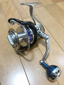 ★即決！ DAIWA ダイワ 10 SALTIGA ソルティガ 5000 中古良品! ジギングに 機関好調★