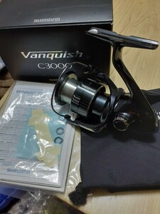 シマノ 19ヴァンキッシュ C3000 vanquish 中古 美品 お買い得 重さ170g軽量ブラックバス シーバス オカッパリ ランカーシーバス SHIMANO 