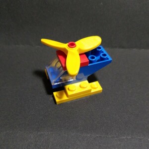 レゴ LEGO ヘリコプター 画像が全てです。ご入札前には ご入札前には必ず商品説明をお読みくださいませ。