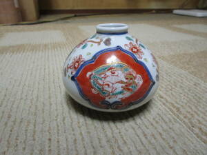 古伊万里　色絵金彩　壺　小壺　油壷　大明成化年製　花模様　龍図　無傷　高さ約8cm最大直径約10.3cm　追加画像有　ヤマト着払い発送