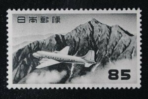 ☆コレクターの出品 航空切手『円位立山航空』８５円 J-81