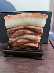 新品超大バラ肉石奇石 天然観賞石 原石 豚肉石　台座込み　希少　送料無料