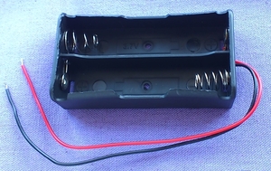電池ボックス　リチウムイオン18650電池　２本用直列　（長さ68mmまで使用可能）