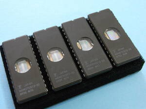 ★ FUJITSU. EPROM . MBM27C512. ８個セット 美品（消去確認済み) A-353★