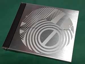 ROLLING STONES◆STEEL WHEELS-IN A SPECIAL LIMITED EDITION STEEL CASE! 開封済みユーズド品≡