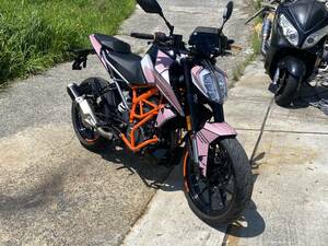 KTM　125DUKE　現行型　低走行　軽い車体にパワフルエンジン！　検）DUKE125200250CBR250RRGSX-RZXRYZF-R25ジクサー150