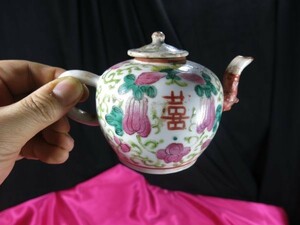 A　清朝粉彩色絵急須　中国　清時代　磁器　煎茶　抹茶　喫茶　茶器