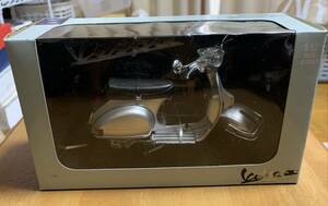 NewRay 1/12 Vespa P200E 1978年 Silver 完成品ミニカー モデルカー スクーターベスパ 