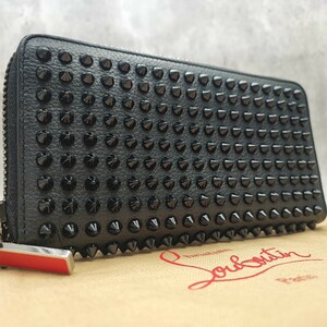 現行/美品● Louboutin ルブタン メンズ 長財布 パネトーネ ラウンドファスナー ジップ スタッズ スパイク シボ革 レザー 黒 ブラック