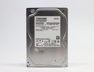 Y/東芝 3.5インチ HDD DT01ACA100 / SATA 1TB / 状態 正常