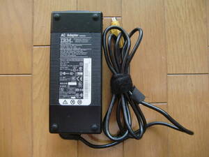 IBM ACアダプター　02K7095（PA-1121-051）　16V 7.5A 　送料520円　返品可　美品