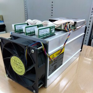 BITMAIN Antminer s9 (200V正規品電源、ビットコインマイナー、パーツ取り)