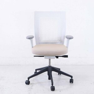 vitra. ヴィトラ【ID Air】ID Chair Concept IDチェア デスクチェア 肘付き 布張り ベージュ系 アントニオ・チッテリオ IDエア★802h20