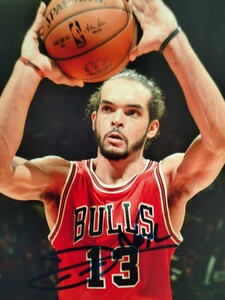 ジョアキム・ノア直筆サイン入り超 大型写真…Joakim Noah…フランスのバスケットボール選手…