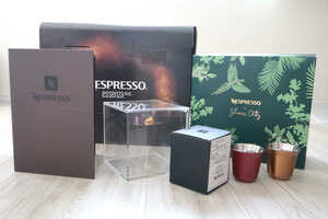 ◆ネスプレッソ◆nespresso◆essenza　mini◆エッセンサミニ◆アクセサリー付◆中古◆