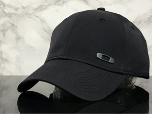 【未使用品】47B★OAKLEY オークリー キャップ 帽子 CAP 上品で高級感のあるブラックの伸縮素材にメタル製ロゴ♪《伸縮前56㎝～59㎝位迄》