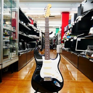 期間限定セール フェンダージャパン Fender Japan エレキギター ST-STD