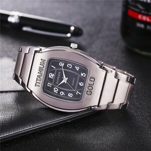ZPT528☆メンズ腕時計　ブルガリのエルゴンっぽいデザインがかっこいい
