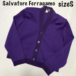 ■美品■Salvatore Ferragamo サルヴァトーレフェラガモ　ウールジャケット　sizeS イタリア製　パープル　メタルボタン　肩パッド