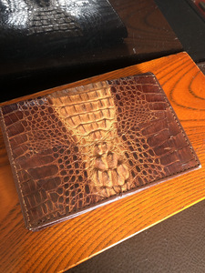 【Crocodile purse 二つ折】クロコダイルワニ革　USED USED リフォームベース　カード　ファッション小物【23/03 TY-6A】