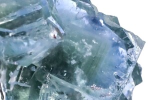 美色宝石質 グリーンコア ゾーニング パープリッシュブルー 天然 フローライト クラスター 26g 天然石 結晶 鉱物 標本 コレクション