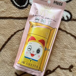 送料込！アネッサ パーフェクトUV マイルドミルク ＜N＞ SPF50＋ PA＋＋＋＋ 60mL（ドラミちゃん）　日焼け止め