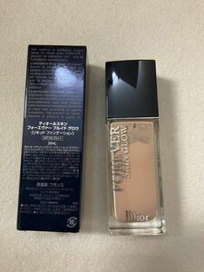 Dior フォーエヴァー スキングロウファンデーション