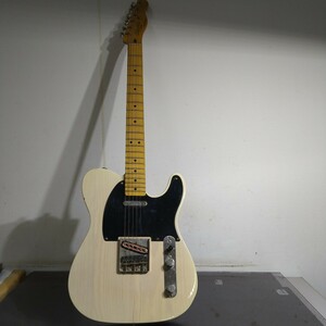 OS015.型番:Squier.0423. Squier by Fender .Telecaster .傷あり.ジャンク