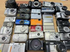 デジタルカメラ　デジカメ　OLYMPUS Nikon PENTAX SONY RICOH Panasonic カメラ　まとめ　まとめて　ジャンク　【パーツ取り】 35台