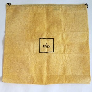 〔フェンディ〕50×49cm バッグ保存袋 巾着袋 布袋 保管袋 FENDI 正規品 大きめ （0112)