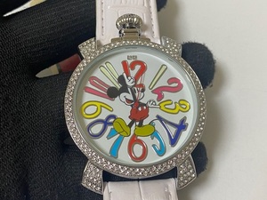 ディズニー Disney ミッキーマウス Mickey Mouse デザイン 革ベルト 腕時計 展示未使用品 